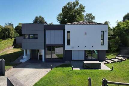 Haus Sankt Augustin - 10 Zimmer, 425 m&sup2;, 1.649.000&euro; | Angebot:25445915