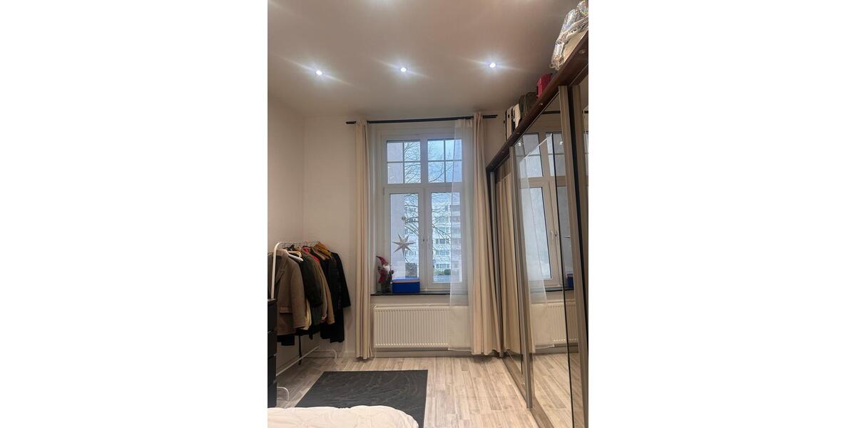 Etagenwohnung Köln Mülheim - 3 Zimmer, 76 m&sup2;, 1.300&euro; | Angebot:25905937