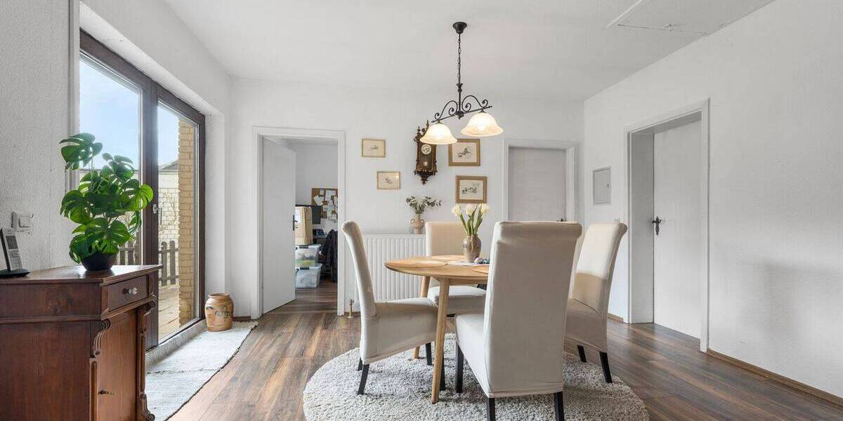 Einfamilienhaus Mechernich Satzvey - 7 Zimmer, 184 m&sup2;, 420.000&euro; | Angebot:25957806