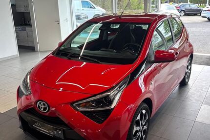 Toyota Aygo (X) 22.039 km 14.650 &euro; Köln 51103