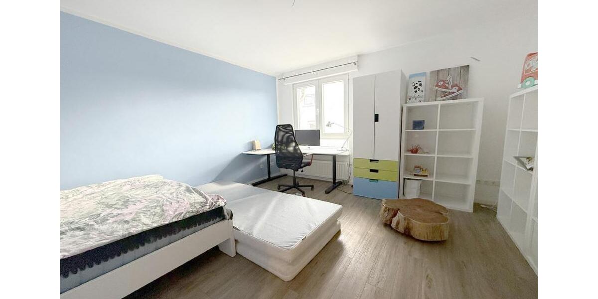 Einfamilienhaus Frechen - 5 Zimmer, 154 m&sup2;, 2.495&euro; | Angebot:26060513