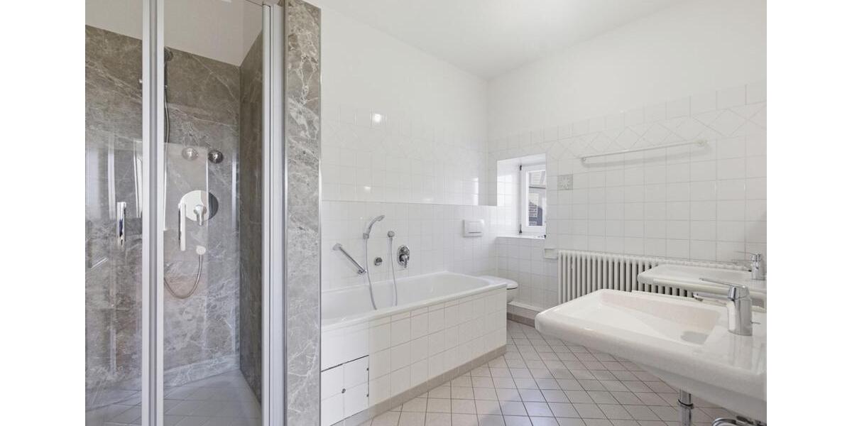 Maisonettenwohnung Swisttal - 6 Zimmer, 235 m&sup2;, 2.100&euro; | Angebot:26678943