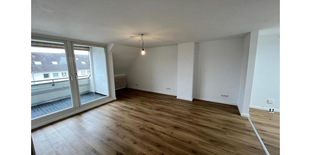 Dachgeschoßwohnung Niederkassel - 2 Zimmer, 50 m&sup2;, 169.000&euro; | Angebot:25382910