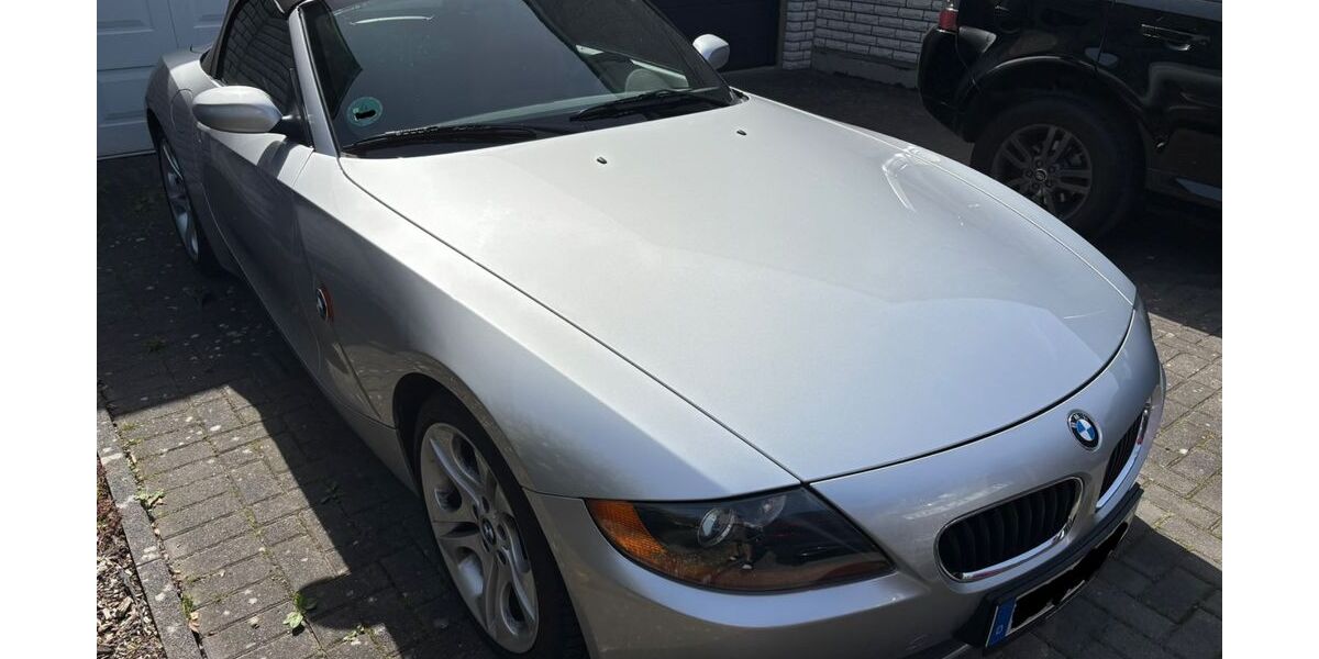 BMW Z4 89.000 km 14.200 &euro; Niederkassel 53859