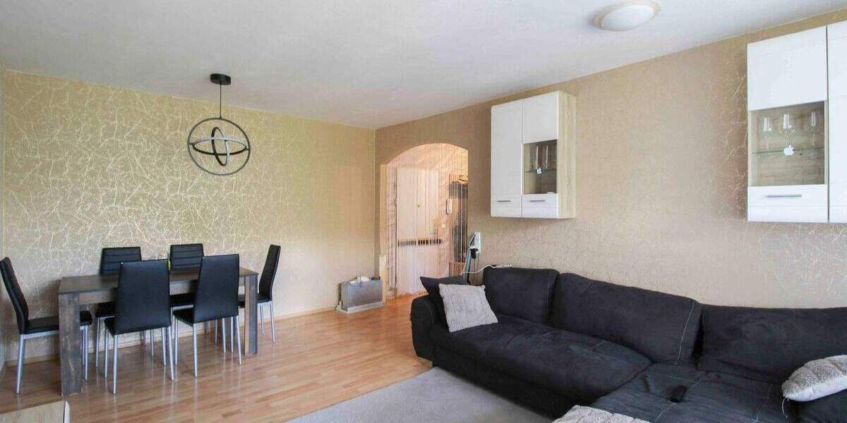 Etagenwohnung Bergheim Ahe - 3 Zimmer, 71 m&sup2;, 78.000&euro; | Angebot:25837353