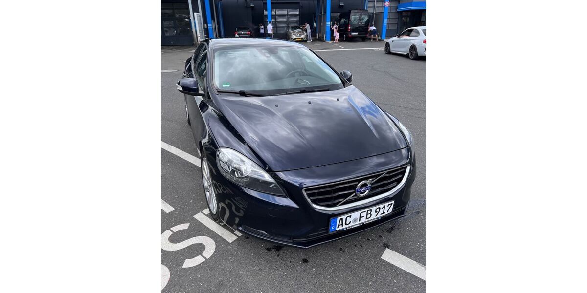 Volvo V40 188.000 km 9.990 &euro; Zülpich 53909