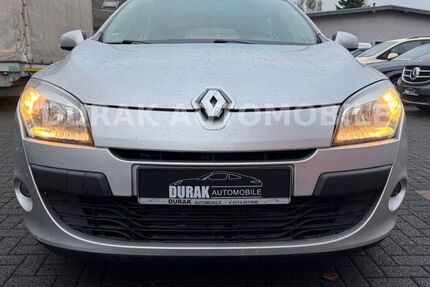 Renault Megane 331.120 km 2.200 &euro; Siegburg 53721