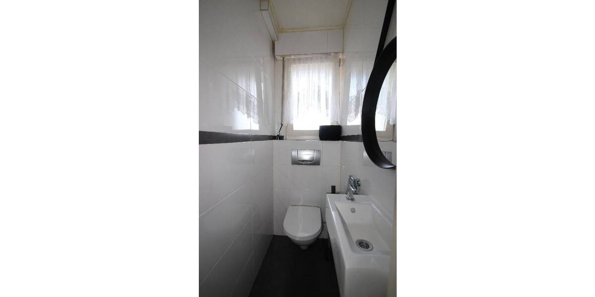 Einfamilienhaus Bonn Bad Godesberg - 5 Zimmer, 120 m&sup2;, 590.000&euro; | Angebot:25690100