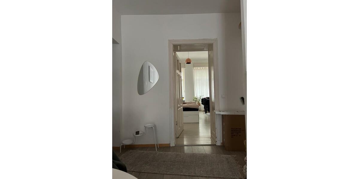 Erdgeschoßwohnung Köln Ehrenfeld - 3 Zimmer, 93 m&sup2;, 2.100&euro; | Angebot:25257663