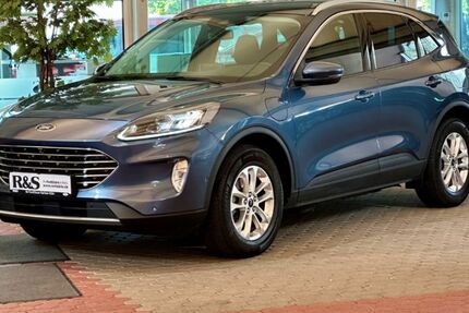 Ford Kuga 32.767 km 24.400 &euro; Köln 50769