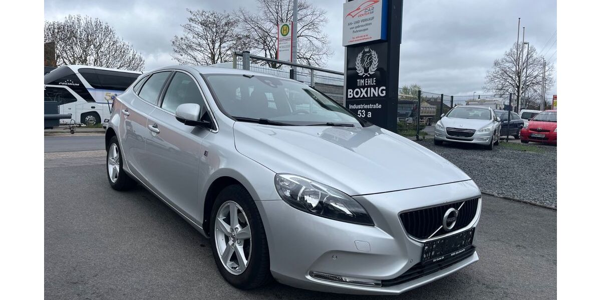 Volvo V40 150.000 km 8.990 &euro; Wesseling - Köln 50389
