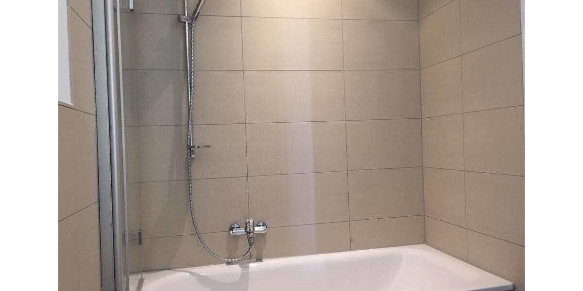 Etagenwohnung Bonn Hardtberg - 2 Zimmer, 69 m&sup2;, 1.350&euro; | Angebot:25903126