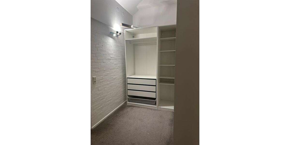 Erdgeschoßwohnung Bergheim - 4.5 Zimmer, 150 m&sup2;, 600&euro; | Angebot:26040998