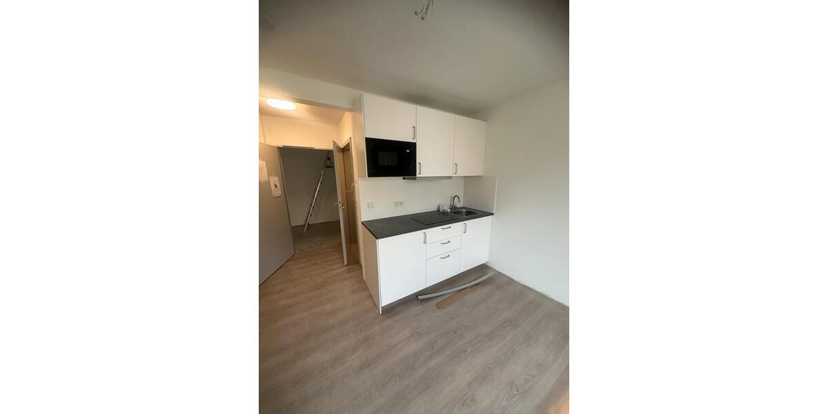 Etagenwohnung Köln Nippes - 1 Zimmer, 25 m&sup2;, 880&euro; | Angebot:25861336