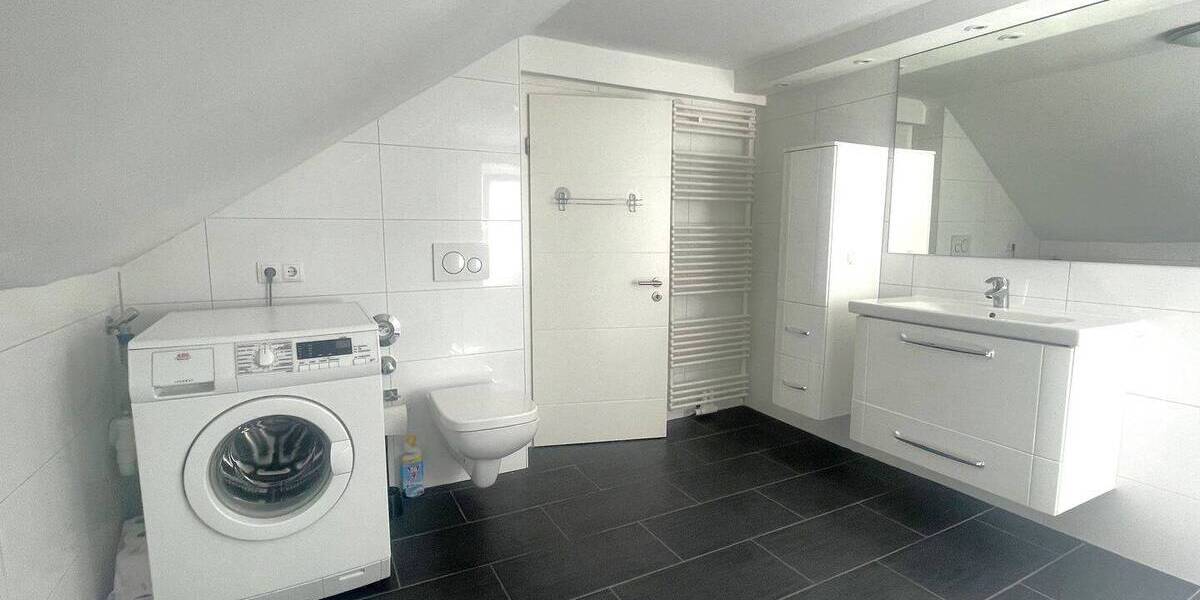 Etagenwohnung Bonn Zentrum - 2 Zimmer, 55 m&sup2;, 900&euro; | Angebot:25862263