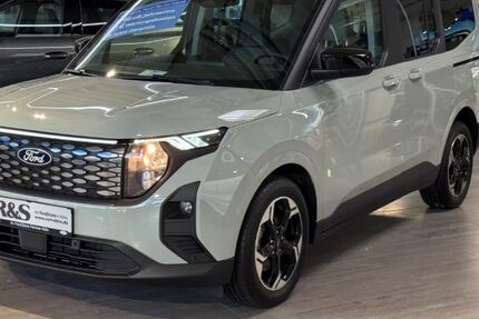 Ford Tourneo Courier 1.300 km 29.990 &euro; Köln 50769