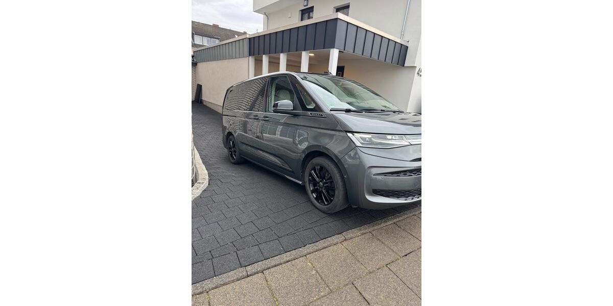 VW T7 Multivan 38.500 km 50.999 &euro; Wesseling 50389