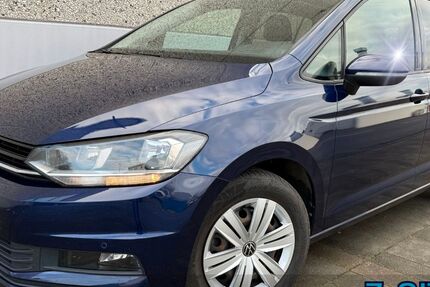 VW Touran 146.000 km 17.999 &euro; Köln 50739