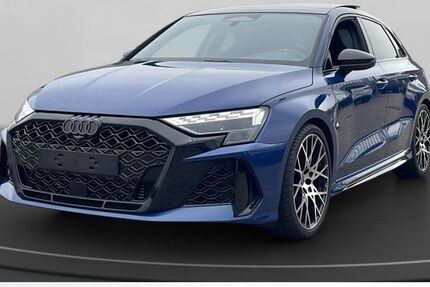 Audi RS3 2.500 km 72.990 &euro; Köln 51145
