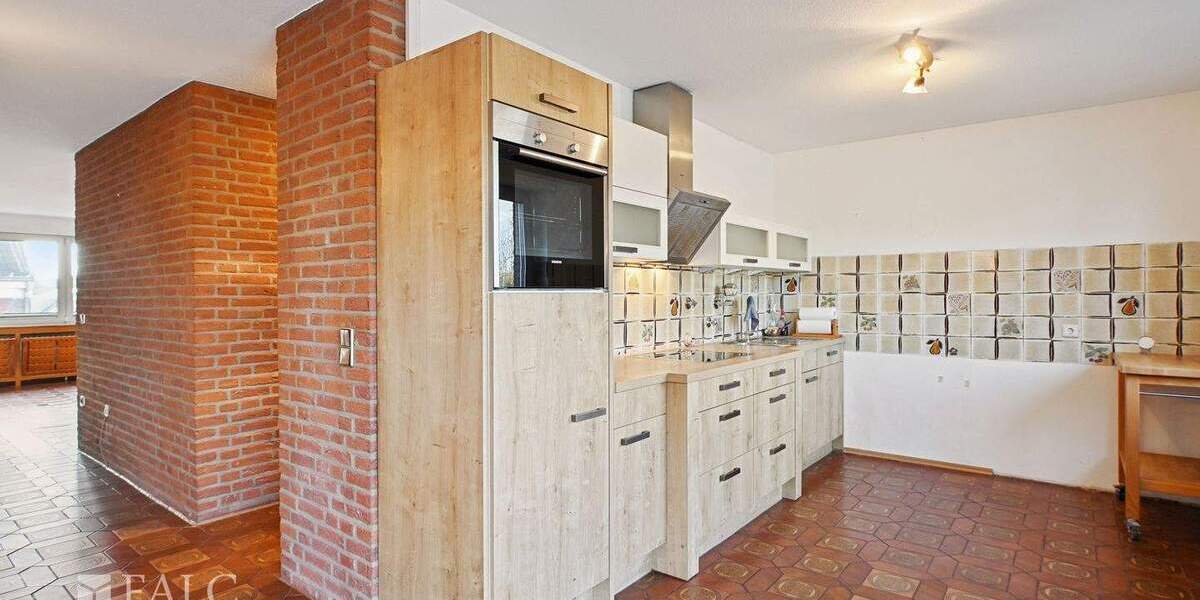 Etagenwohnung Köln Merheim - 5 Zimmer, 146 m&sup2;, 499.000&euro; | Angebot:25696527