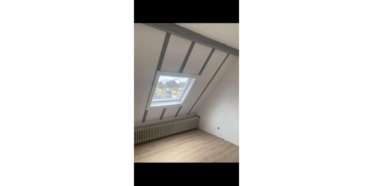 Maisonettenwohnung Troisdorf - 4 Zimmer, 122 m&sup2;, 1.700&euro; | Angebot:25925613