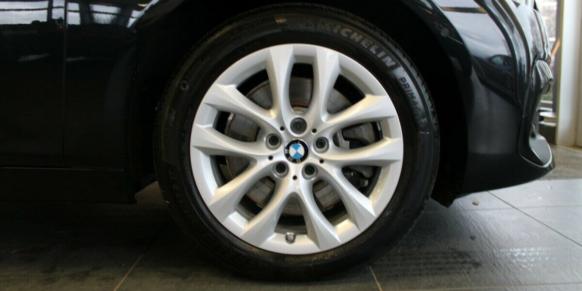 BMW 220 220i Gran Tourer Aut. Advantage - 1.HAND - 24.650 km 26.980 &euro; Euskirchen 53881