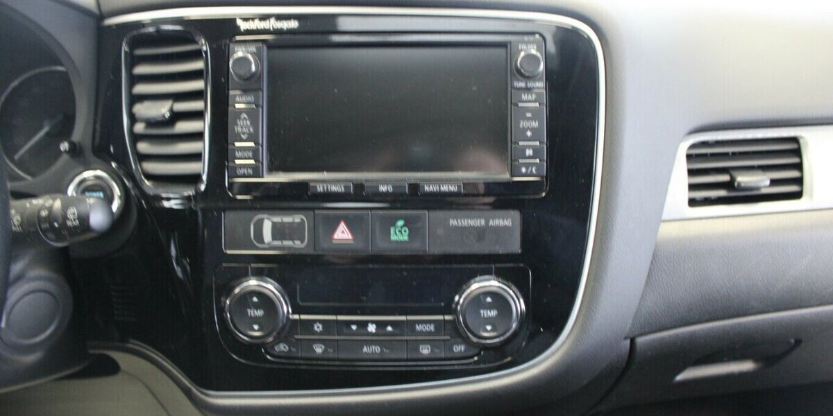 Mitsubishi Outlander 2.0 4WD Plug-In Hybrid Top 112.810 km 12.980 &euro; Euskirchen 53881