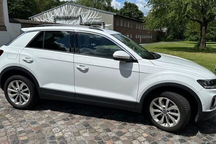 VW T-Roc 63.000 km 16.700 &euro; Pulheim 50259