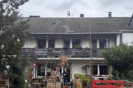 Haus Köln Mülheim - 5 Zimmer, 130 m&sup2;, 500.000&euro; | Angebot:25440845