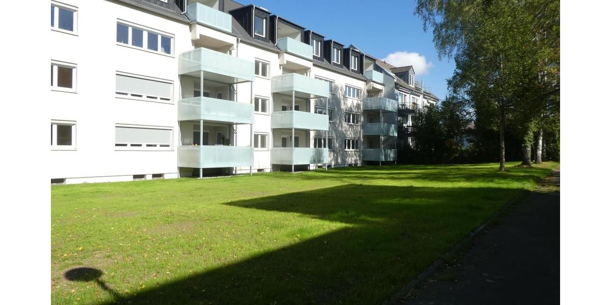 Neue Dachgeschosswohnung mit Flair im Energiesparhaus mit moderner Heiztechnik in Bonn - Dachgeschoßwohnung Bonn Dransdorf | Angebot:24049014