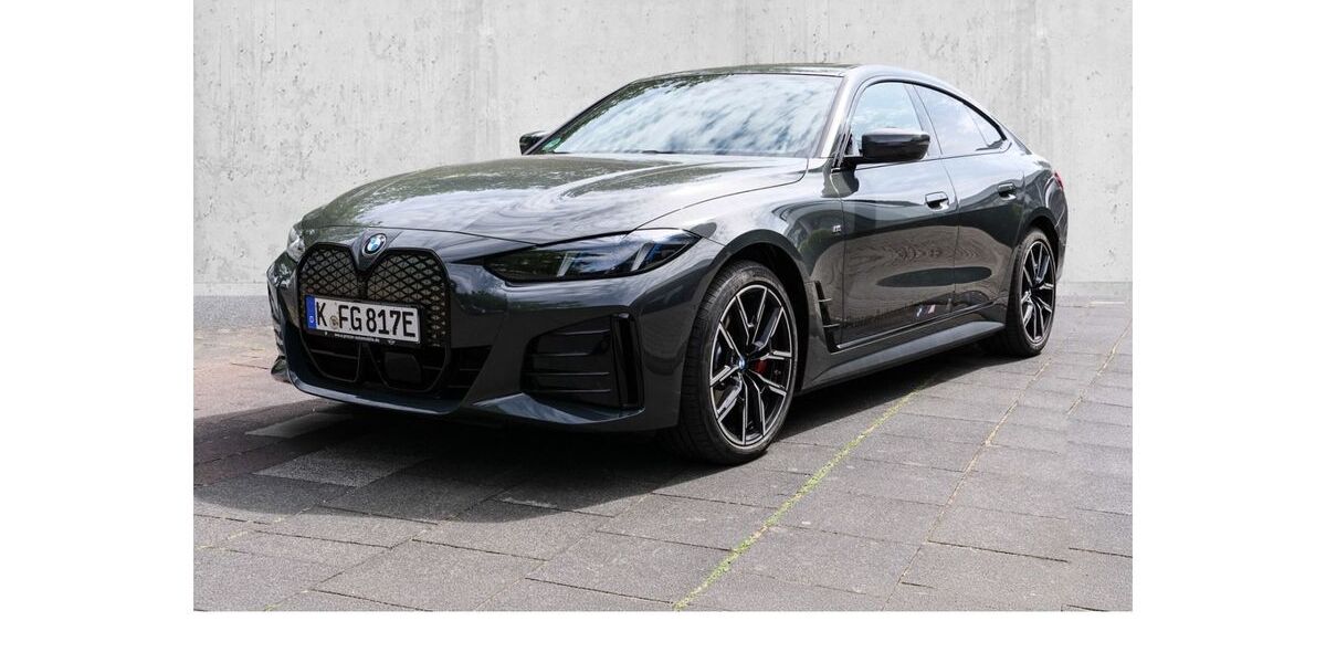 BMW i4 10.000 km 68.499 &euro; Köln Süd 50968
