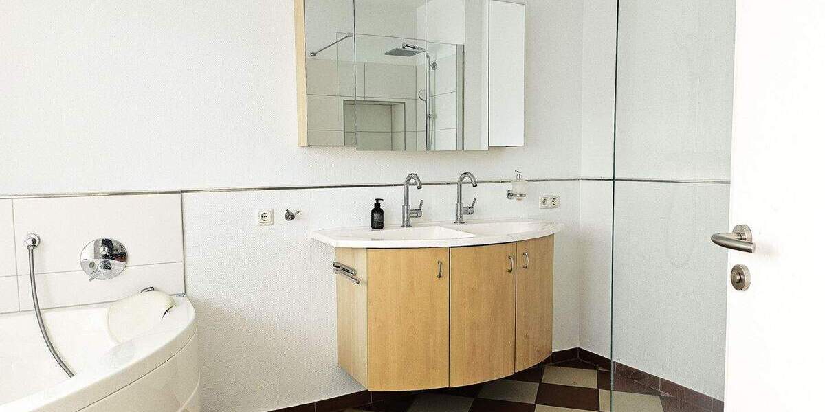 Einfamilienhaus Köln Lindweiler - 4 Zimmer, 190 m&sup2;, 420.000&euro; | Angebot:25665179