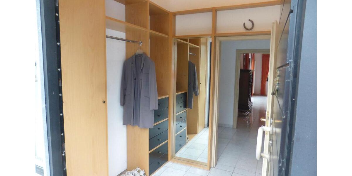 Reihenhaus Bonn Tannenbusch - 3 Zimmer, 110 m&sup2;, 425.000&euro; | Angebot:26993911