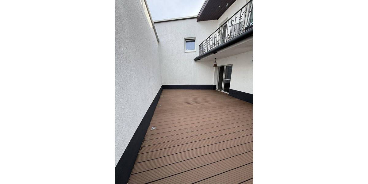 Etagenwohnung Pulheim Brauweiler - 3 Zimmer, 131 m&sup2;, 1.700&euro; | Angebot:26867370