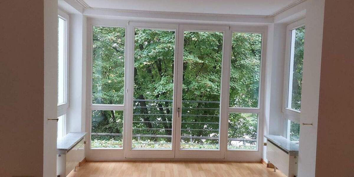 Etagenwohnung Siegburg Dreesch - 2 Zimmer, 61 m&sup2;, 785&euro; | Angebot:25726433