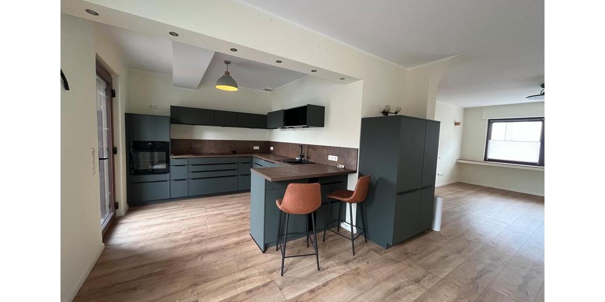 Maisonettenwohnung Euskirchen - 4 Zimmer, 158 m&sup2;, 1.870&euro; | Angebot:25751664