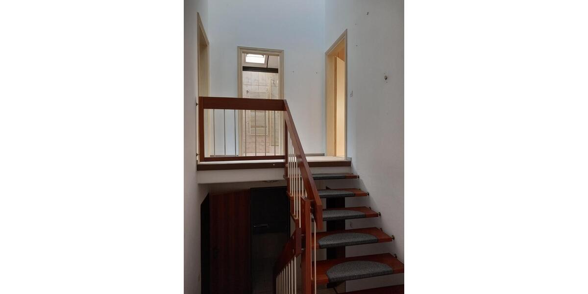 Einfamilienhaus Bonn Tannenbusch - 3 Zimmer, 110 m&sup2;, 425.000&euro; | Angebot:25874687