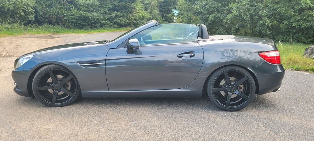 Mercedes-Benz SLK 200 75.500 km 18.299 &euro; Kerpen 50169