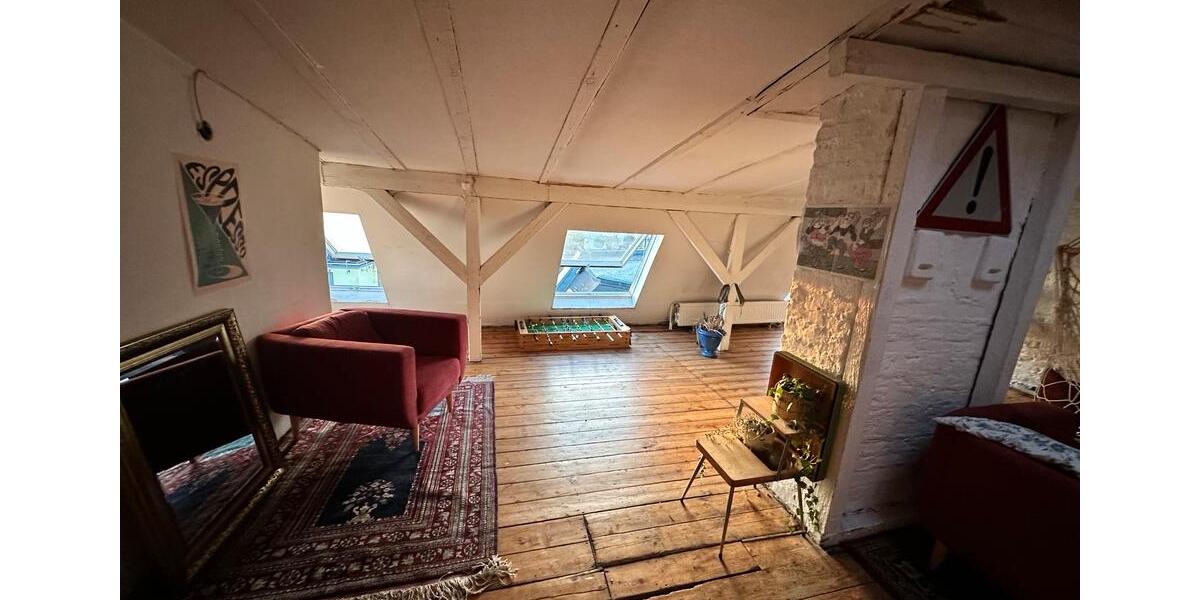 Etagenwohnung Köln Innenstadt - 1 Zimmer, 50 m&sup2;, 100&euro; | Angebot:26670867