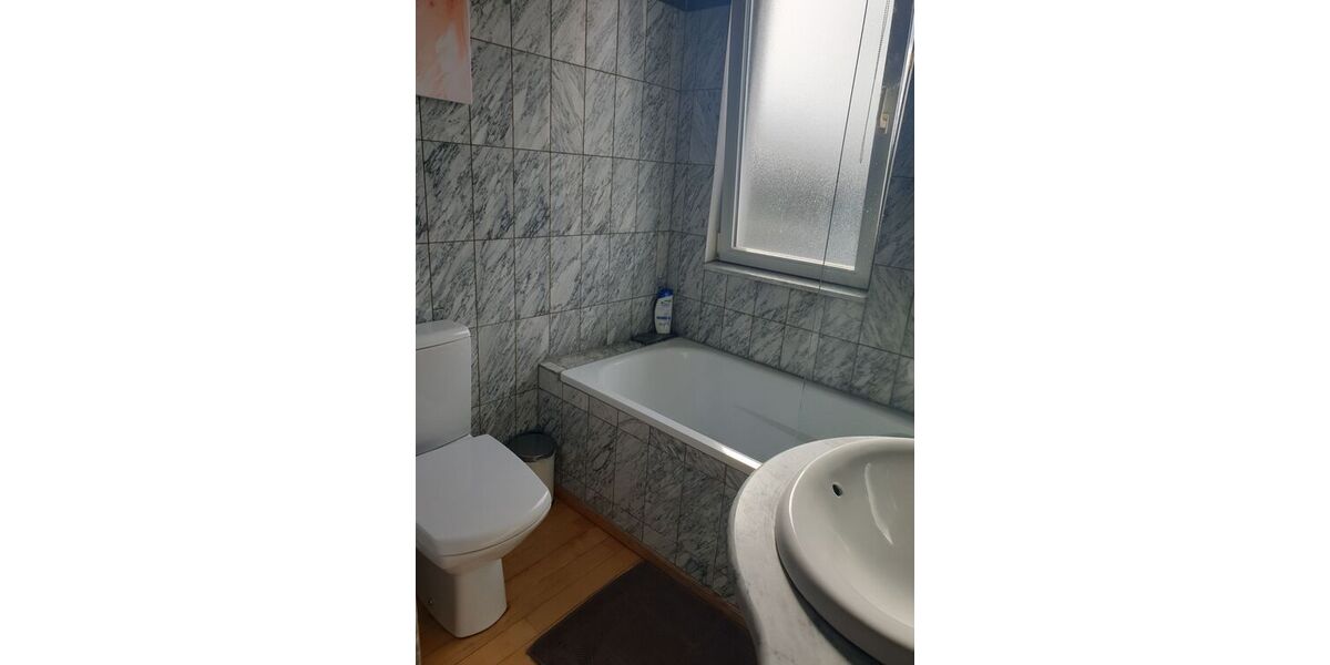 Provisionsfreie 2-Zimmer-Dachgeschosswohnung mit umlaufendem Balkon- Nahe dem Rhein - Einfamilienhaus Bonn | Angebot:26789119
