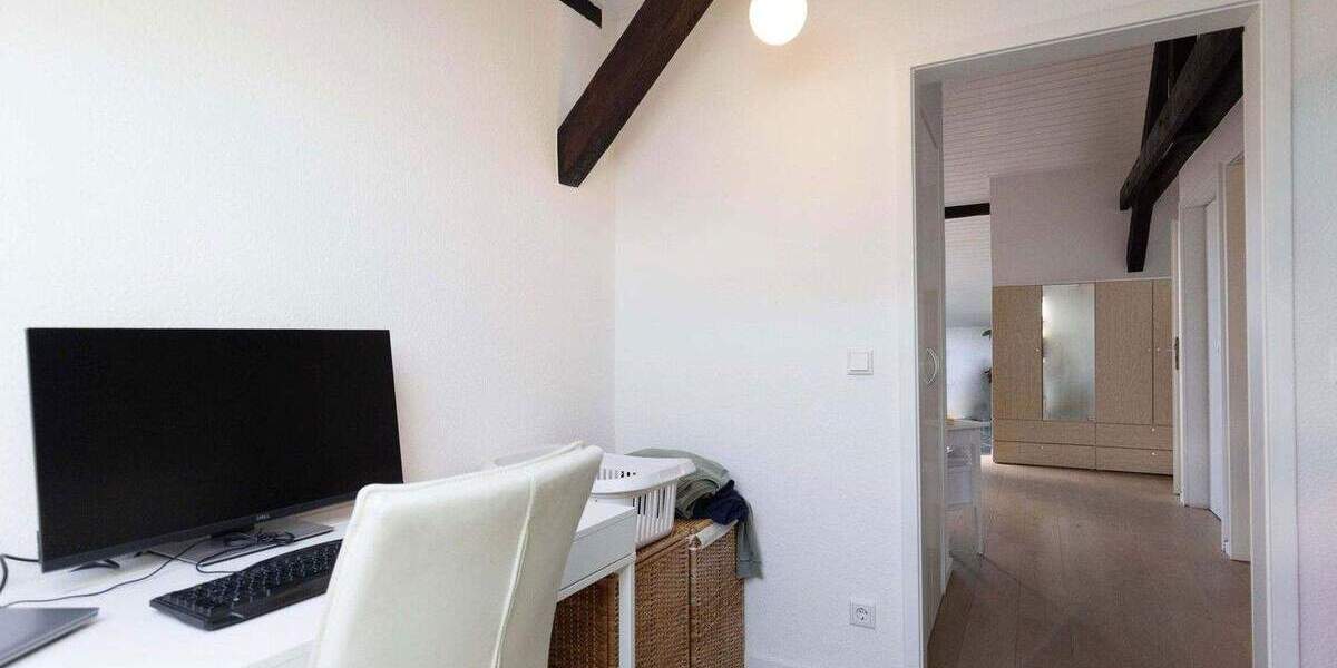 Etagenwohnung Bonn Zentrum - 2 Zimmer, 77 m&sup2;, 399.000&euro; | Angebot:25755208