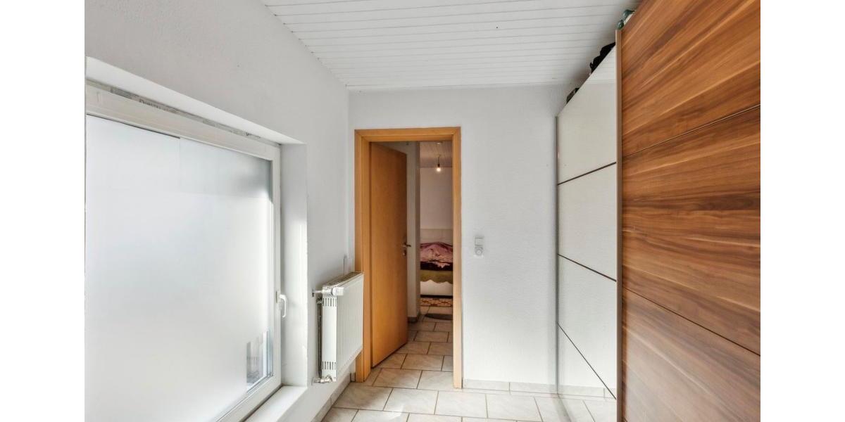 Mehrfamilienhaus, Wohnhaus Troisdorf Altenrath - 9 Zimmer, 200 m&sup2;, 549.000&euro; | Angebot:26063315