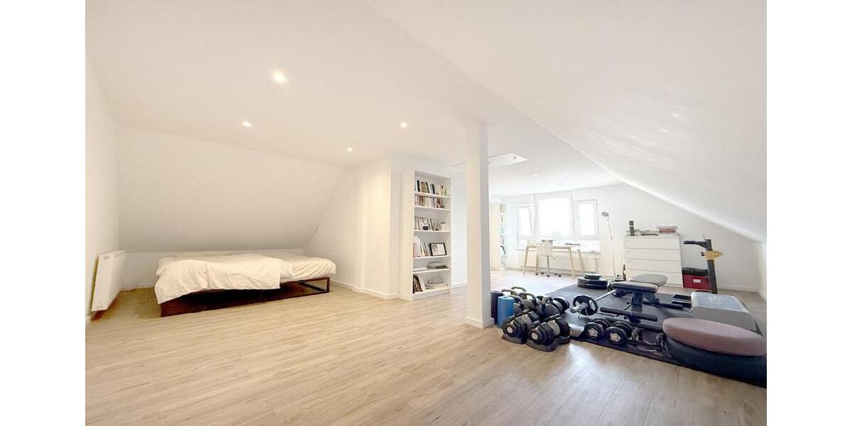 Einfamilienhaus Frechen - 5 Zimmer, 154 m&sup2;, 2.495&euro; | Angebot:26060513