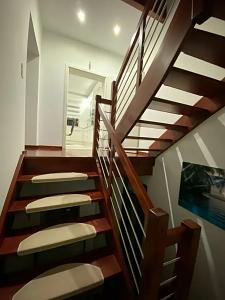 WOHNEN & VERMIETEN MIT GARTEN UND POOL - Mehrfamilienhaus, Wohnhaus Köln Porz | Angebot:26997764