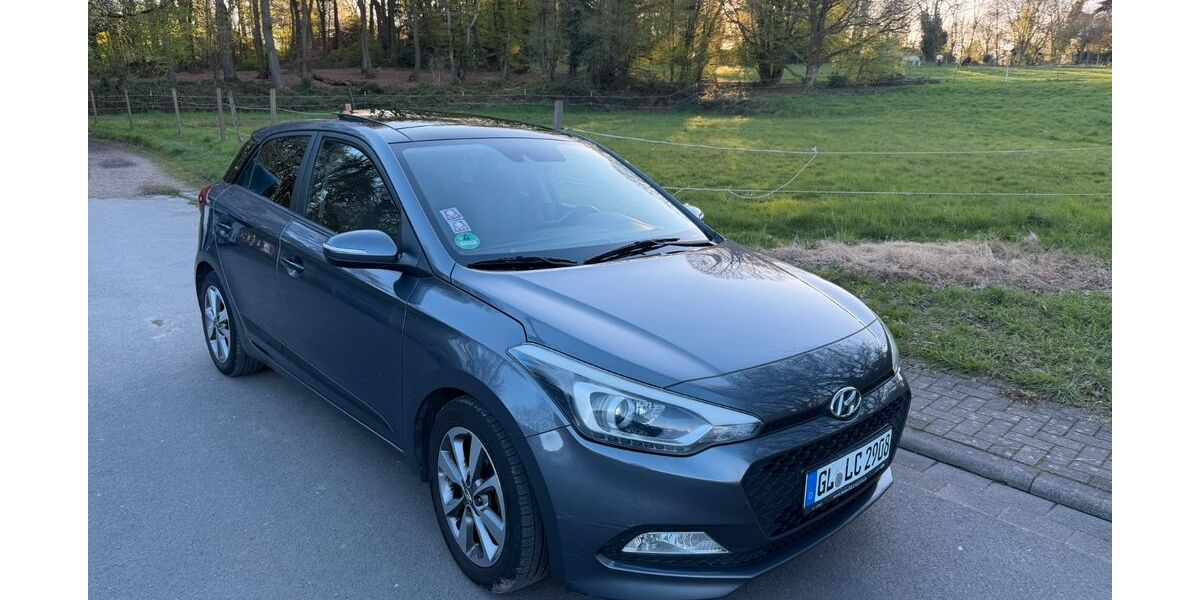 Hyundai i20 134.500 km 7.499 &euro; Roesrath 51503