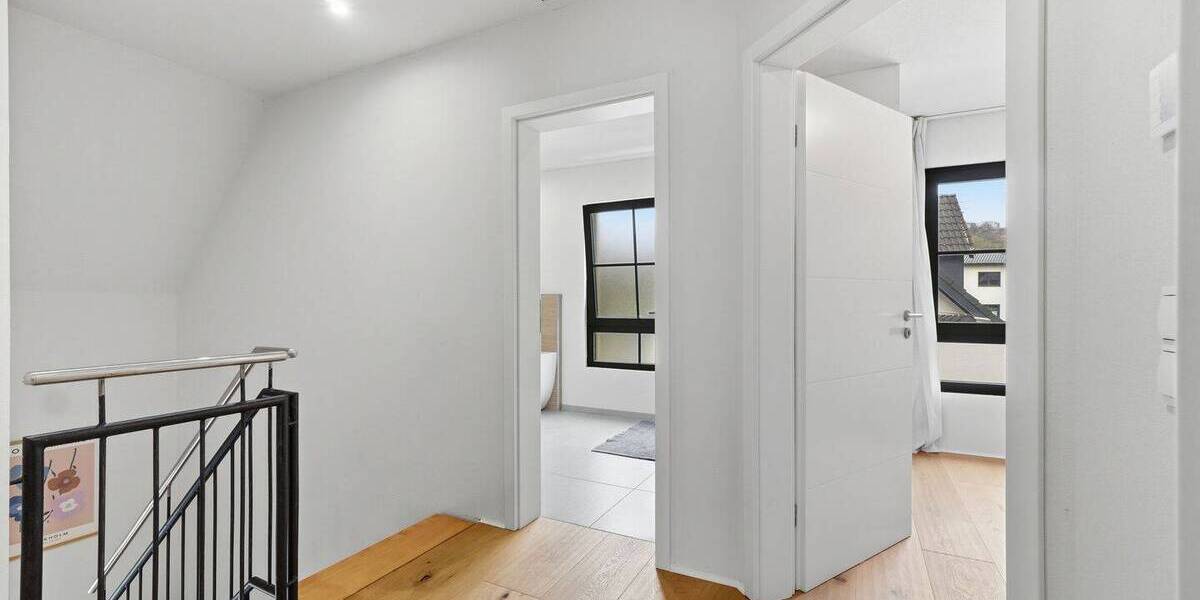 Einfamilienhaus Bonn Brüser Berg - 7 Zimmer, 220 m&sup2;, 525.000&euro; | Angebot:26043634