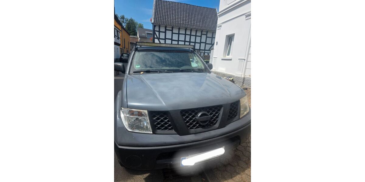 Nissan Navara 190.000 km 6.500 &euro; Bonn 53227