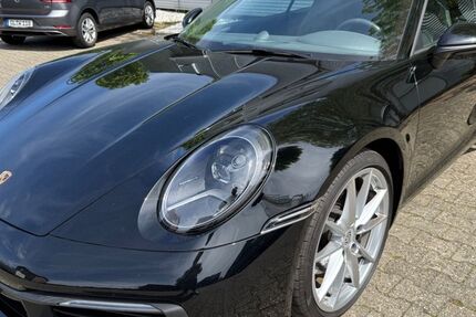 Porsche 992 72.250 km 129.900 &euro; Köln 50767
