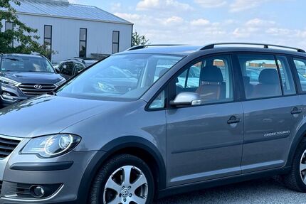 VW Touran 300.000 km 3.450 &euro; Düren 52351