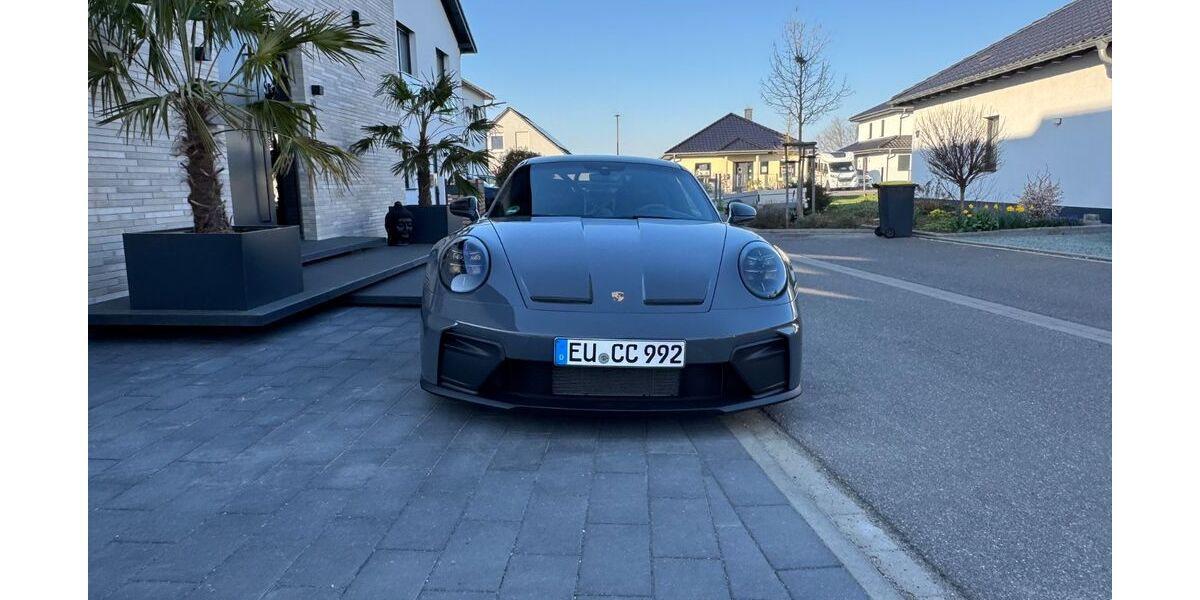 Porsche 992 6.850 km 220.999 &euro; Zülpich 53909